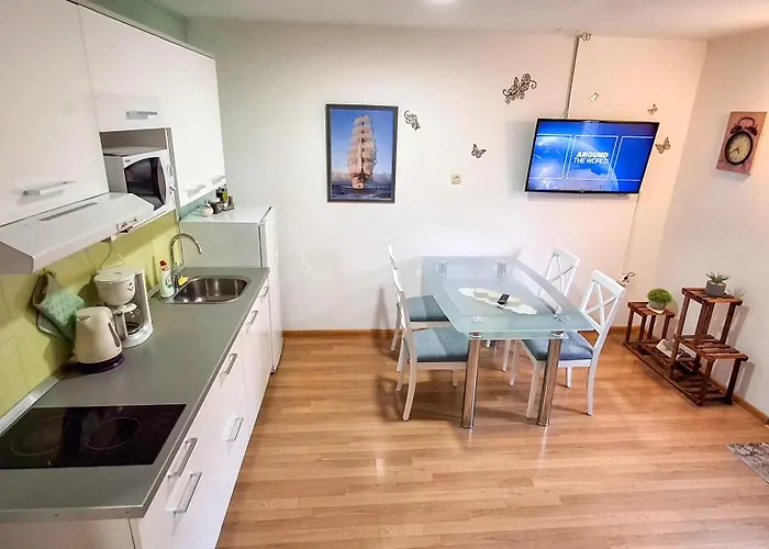 Ugrina * 트로기르